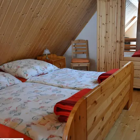 Ruhiges, Sehr Schoenes Haus/grundstueck In Elbnaehe. *